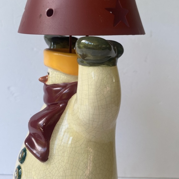 Country Chrismas decor Snowman candle holder with lamp shade - Picture 3 of 7
